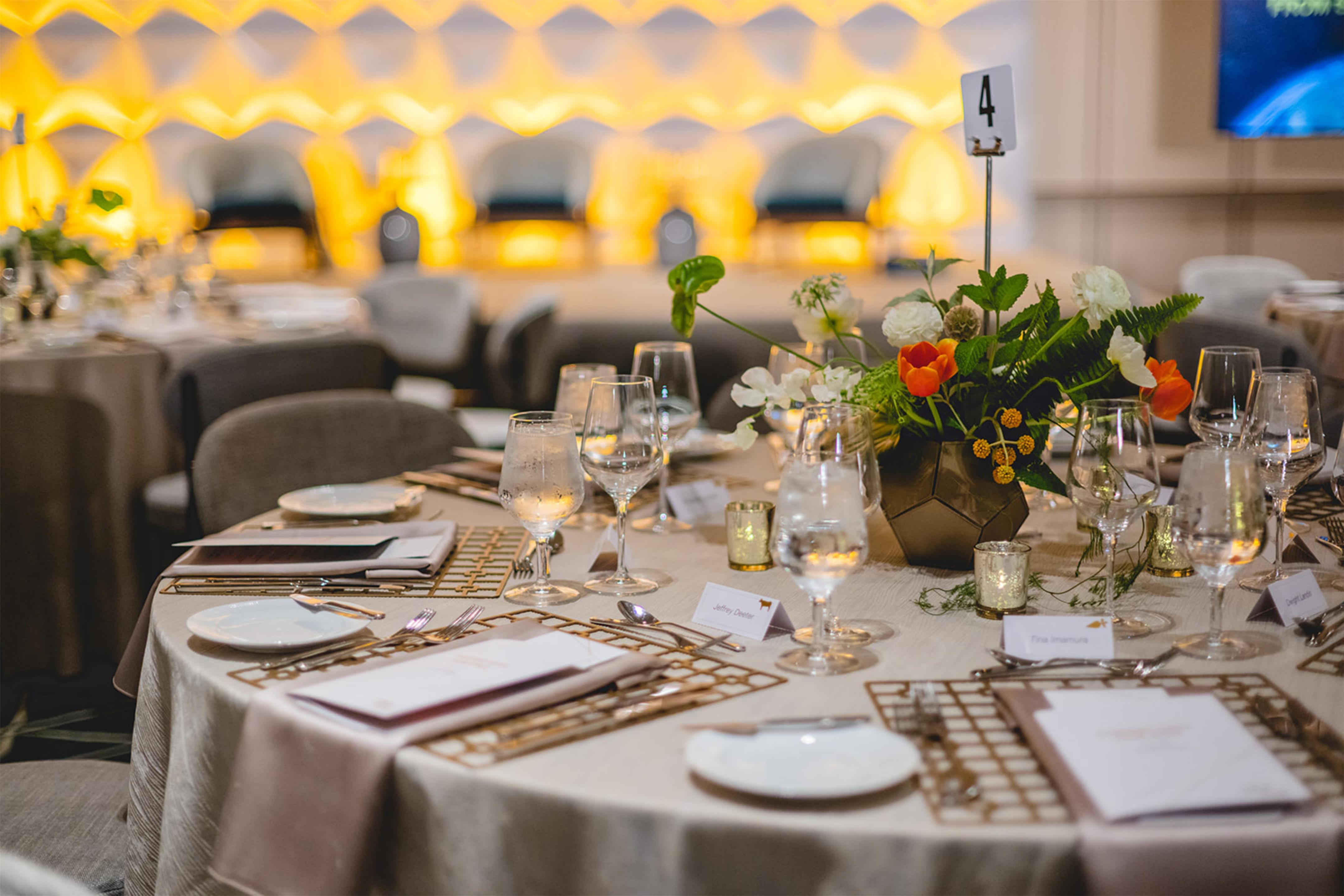 Meeting Room | Conrad Los Angeles
