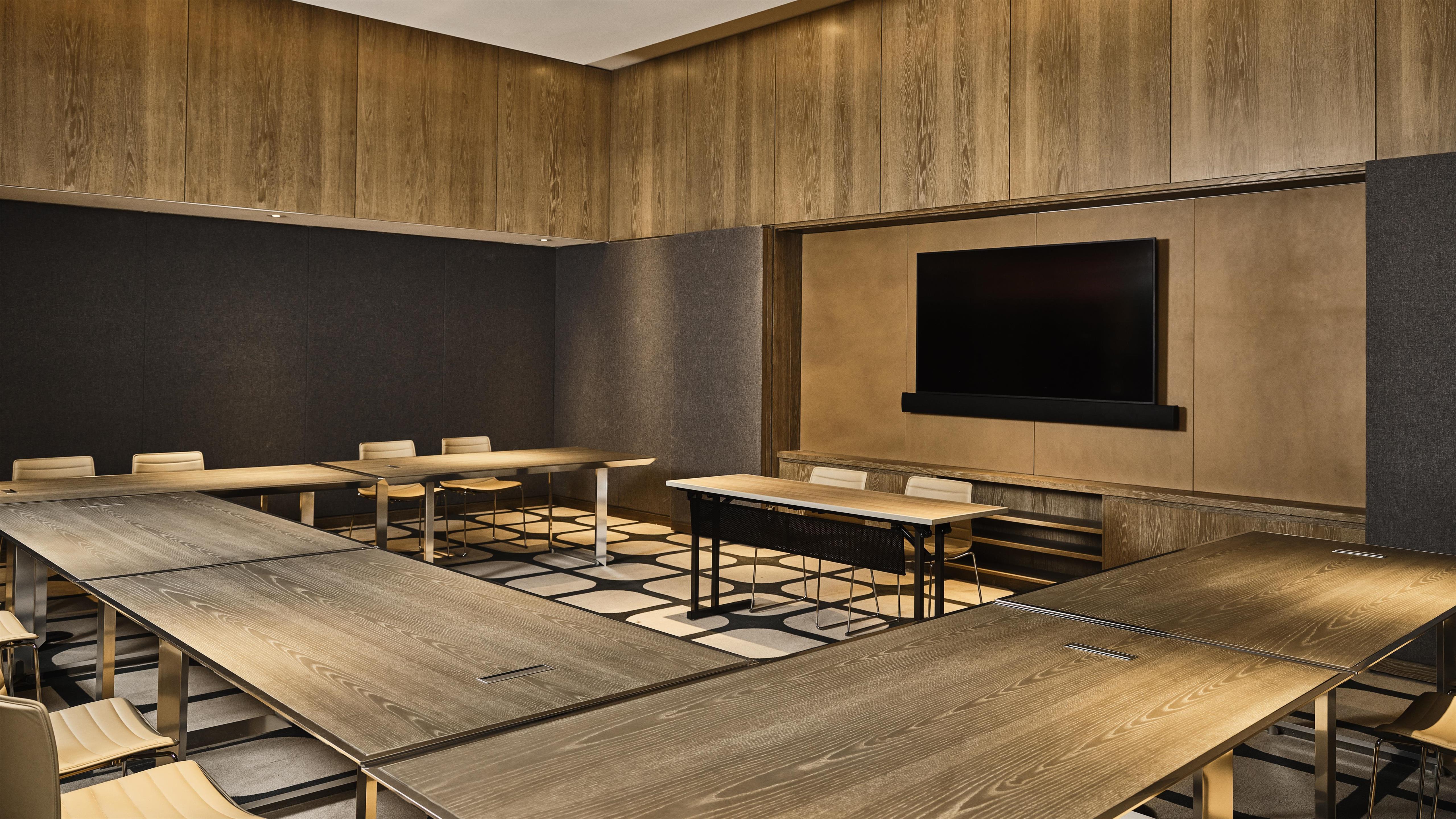 Meeting Room | Conrad Los Angeles