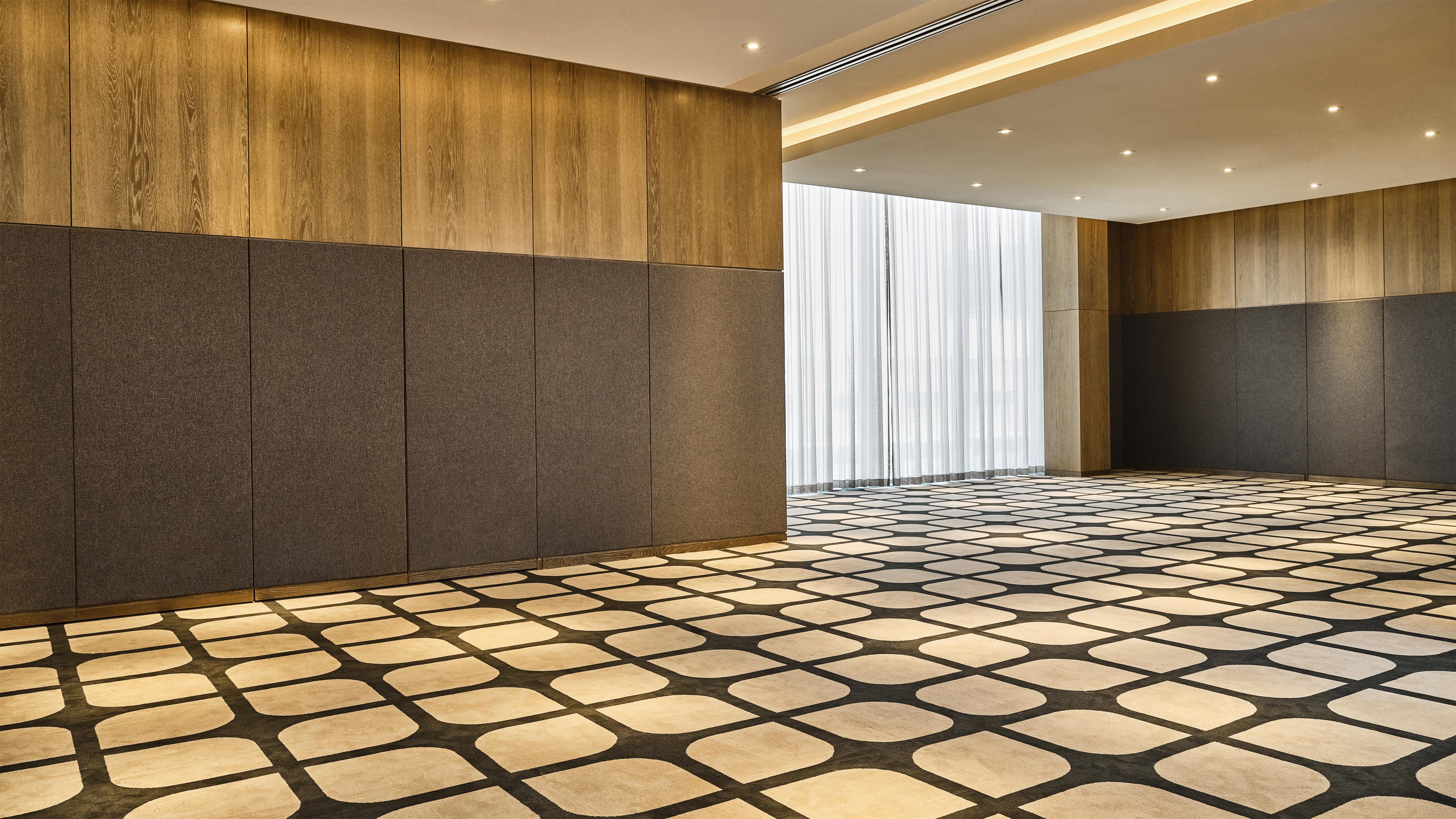 Meeting Room | Conrad Los Angeles