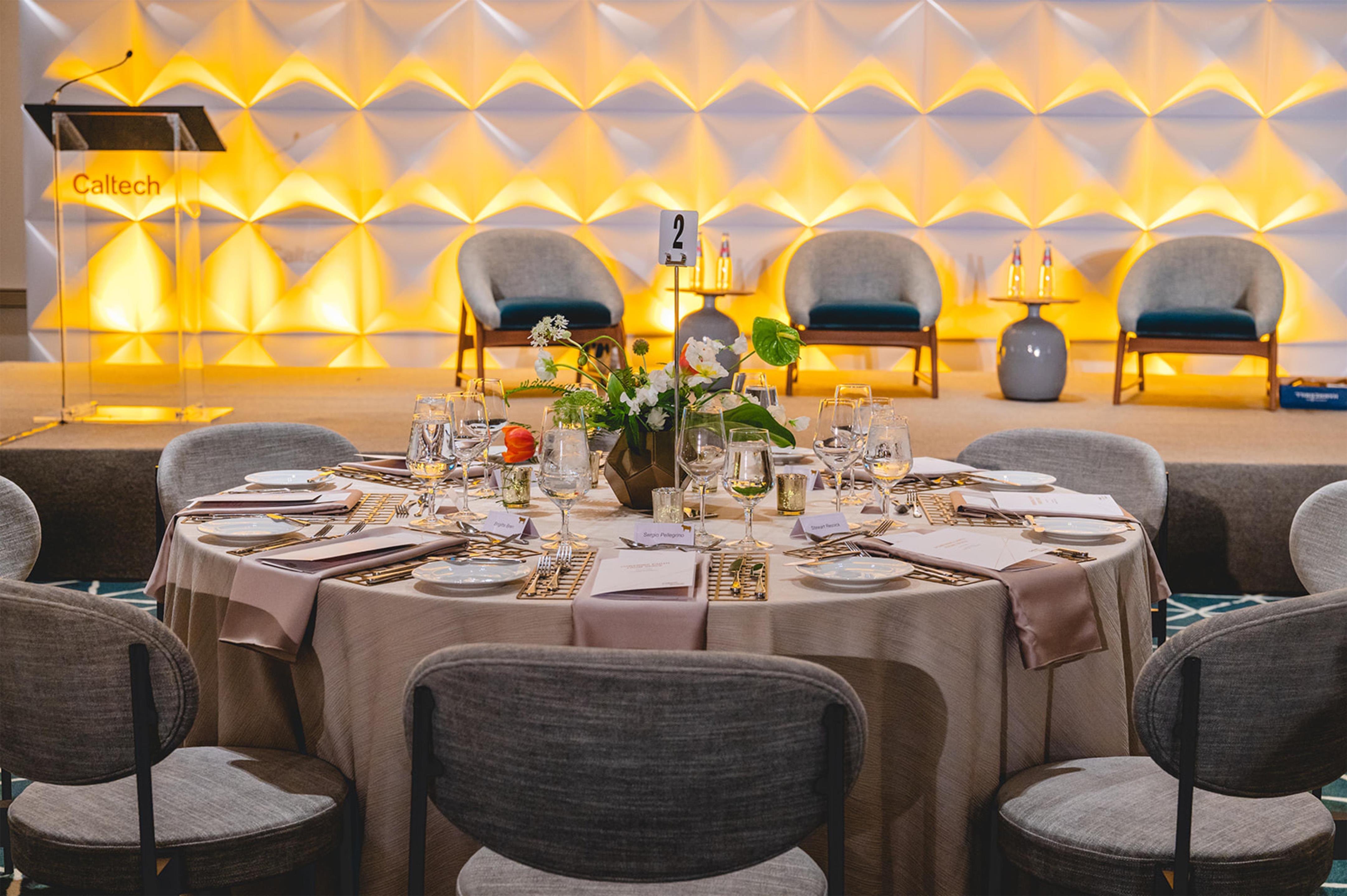 Meeting Room | Conrad Los Angeles