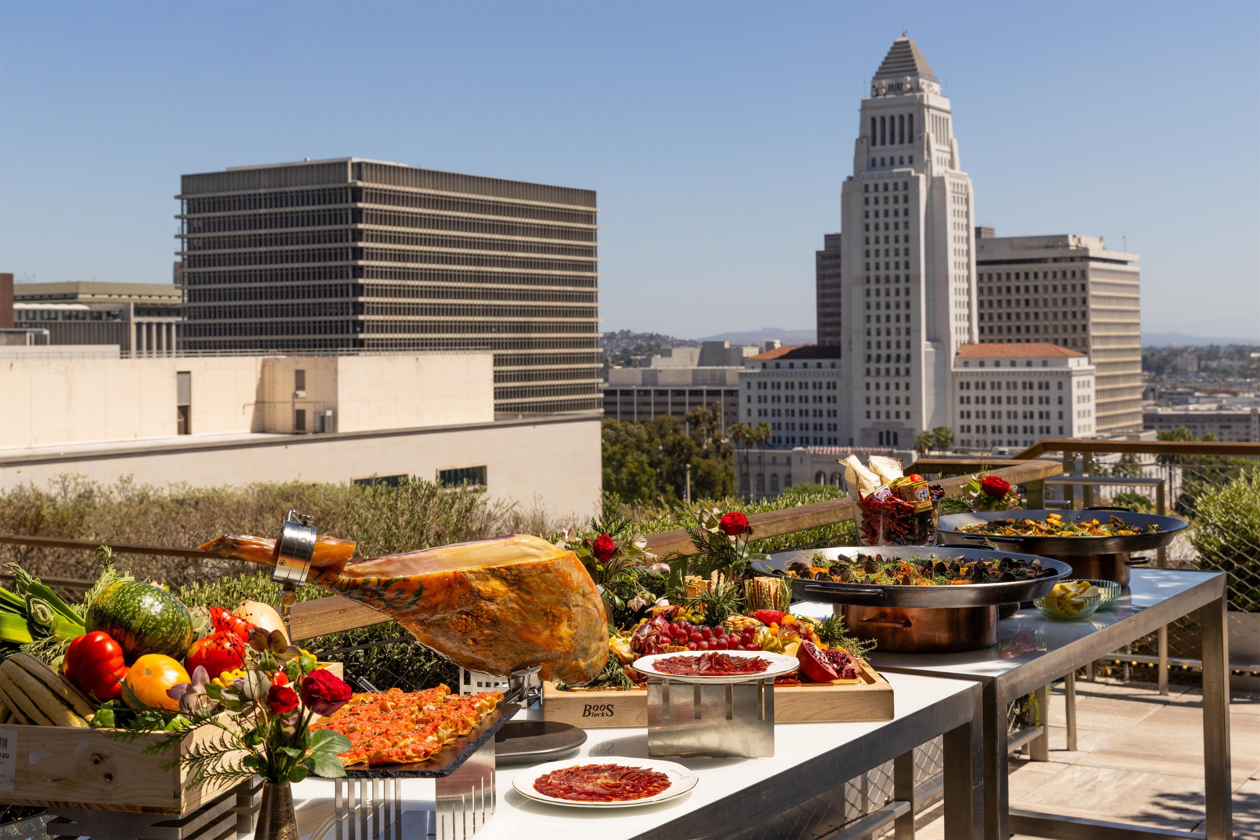 Meeting Room | Conrad Los Angeles