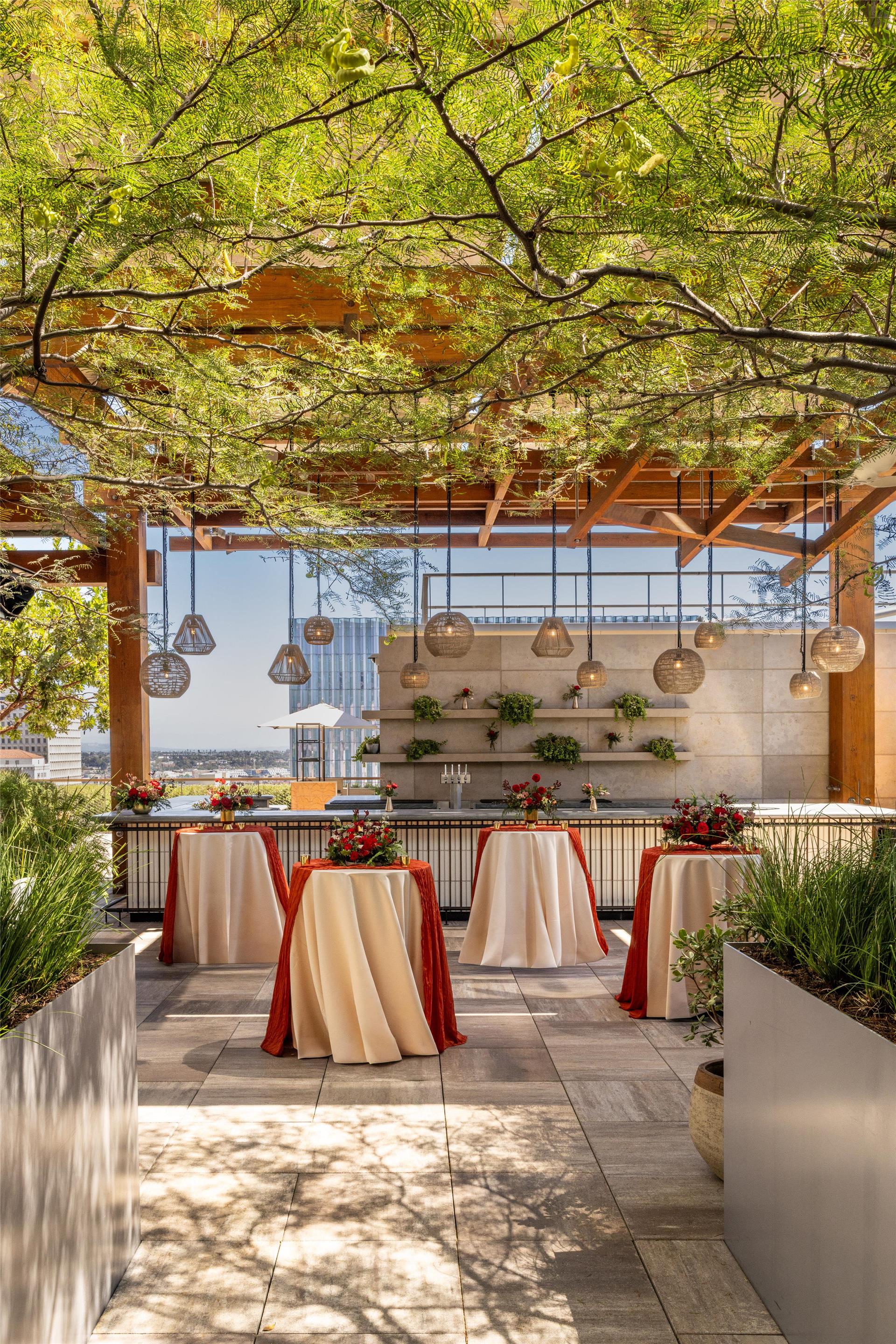Meeting Room | Conrad Los Angeles