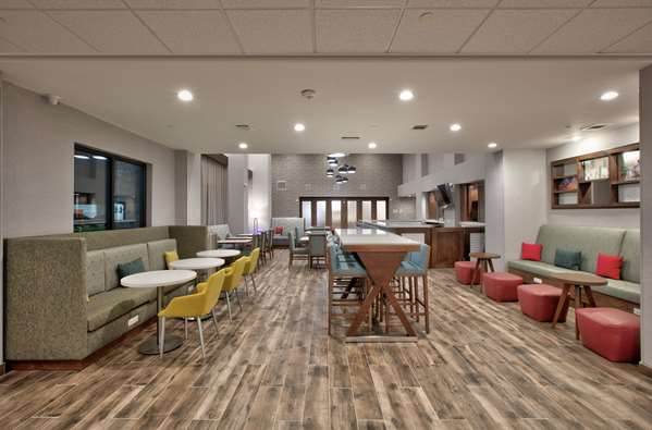  - Hampton Inn & Suites Dalhart