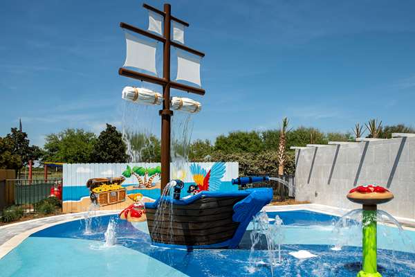 Pool - Homewood Suites by Hilton Destin