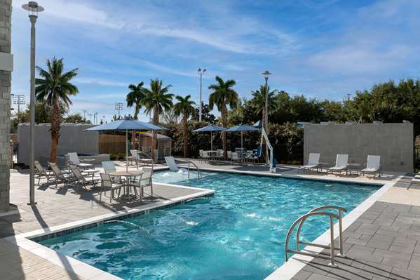 Pool - Homewood Suites by Hilton Destin