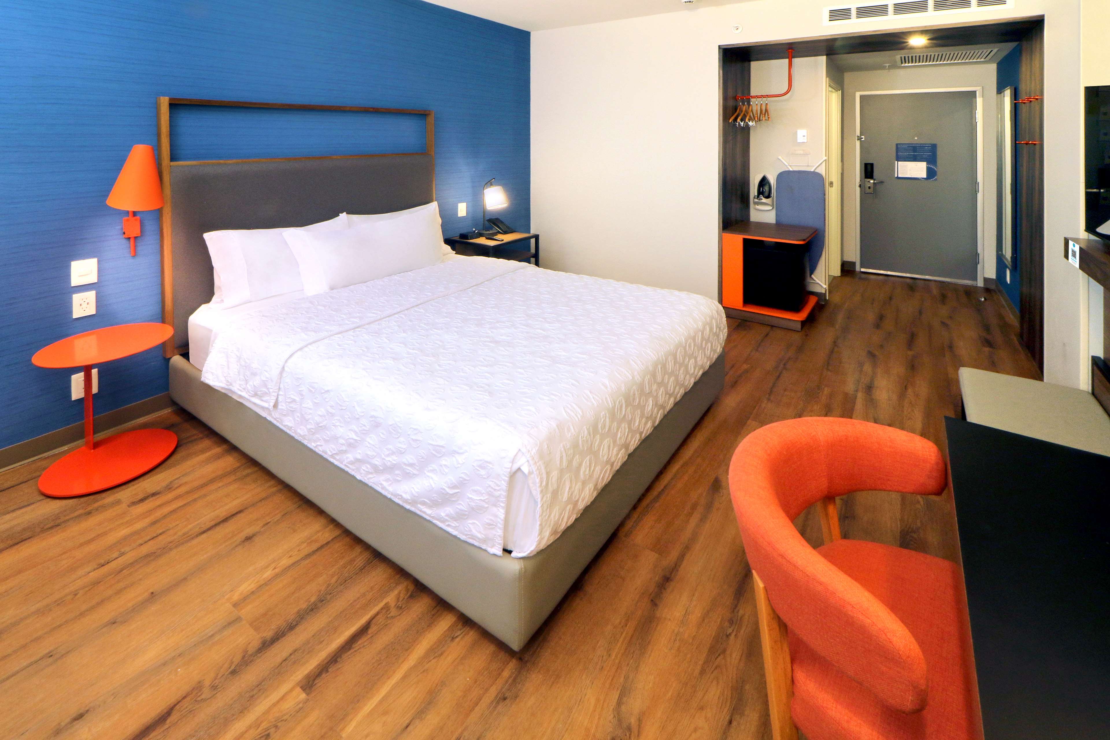 Tru By Hilton Monterrey Fundidora Room Type - 1 QUEEN ST RM MONTAIN VIEW