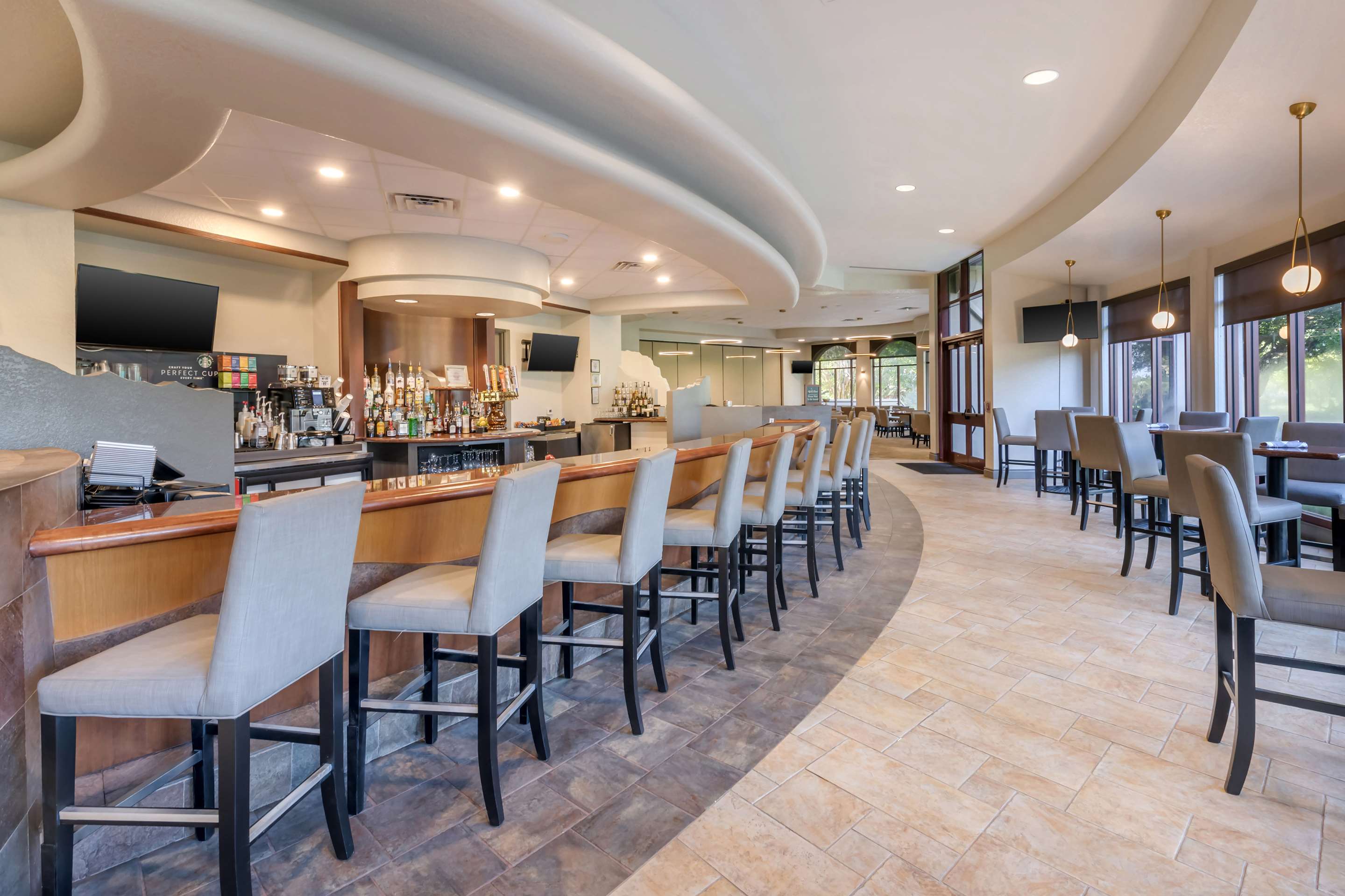 BarLounge | Mystic Dunes Resort & Golf Club by Diamond Resorts