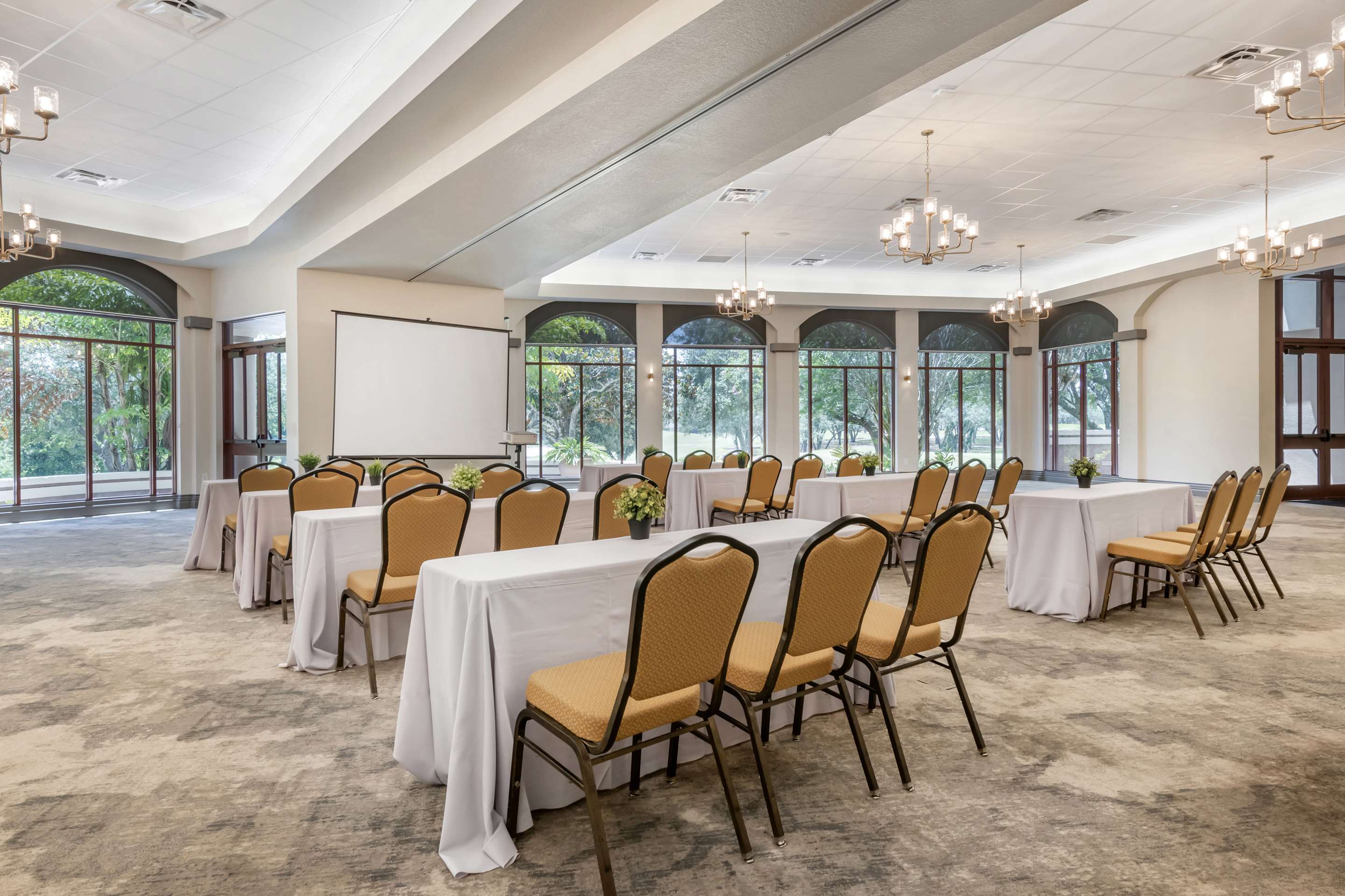 Meeting Room | Mystic Dunes Resort & Golf Club by Diamond Resorts