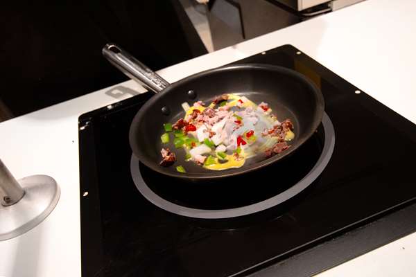 Amenities - Embassy Suites Halcyon Alpharetta