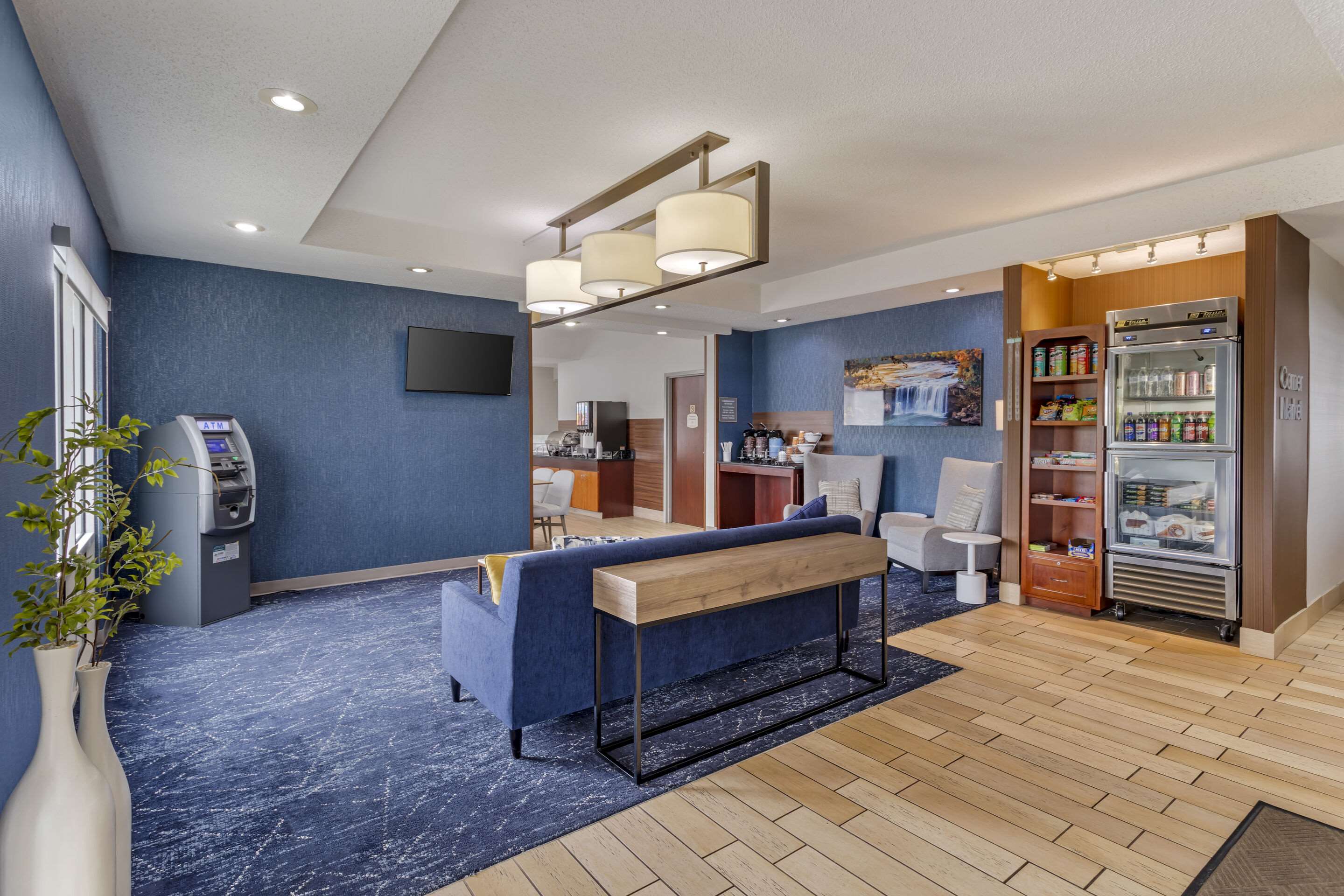 Hotel lobby | Comfort Inn & Suites