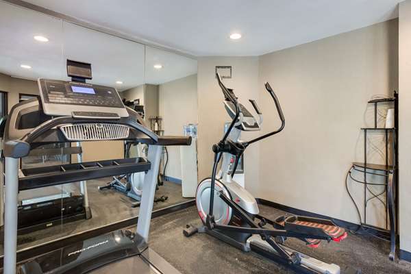 Fitness/ Exercise Room - Quality Inn Lee's Summit