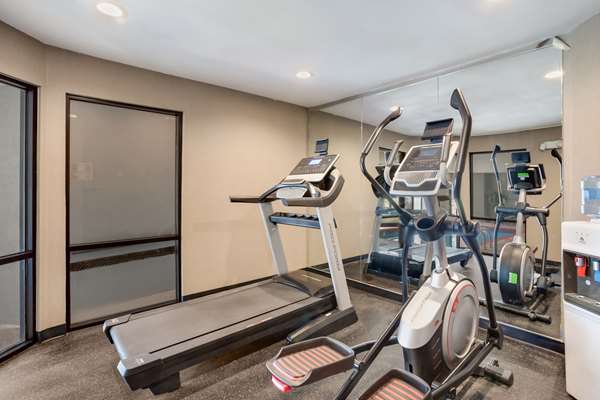 Fitness/ Exercise Room - Quality Inn Lee's Summit