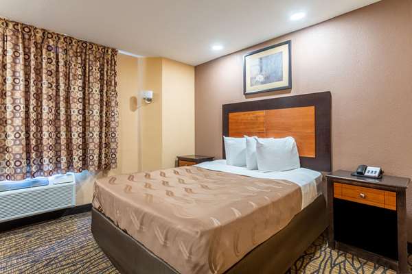  - Quality Inn Lee's Summit