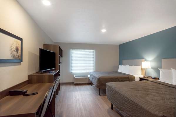  - WoodSpring Suites Colorado Springs - I-25, Exit 153