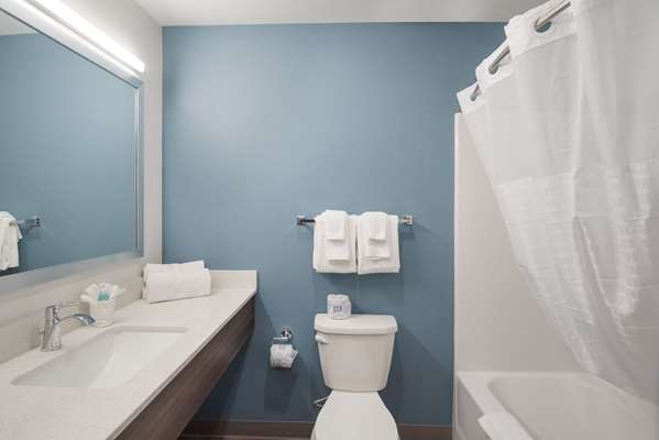  - WoodSpring Suites Colorado Springs - I-25, Exit 153