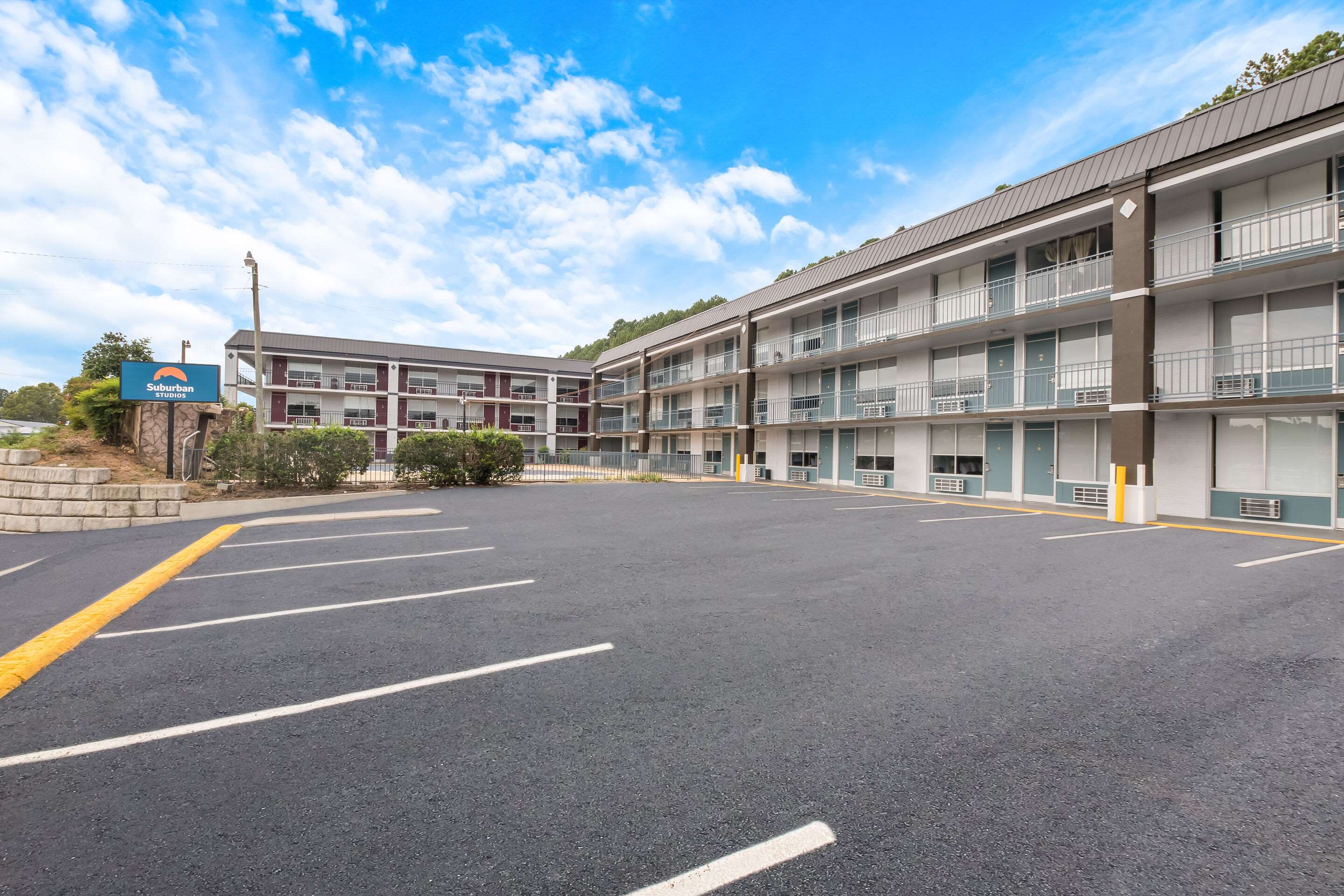 Hotel exterior | Rodeway Inn Cleveland TN I-75