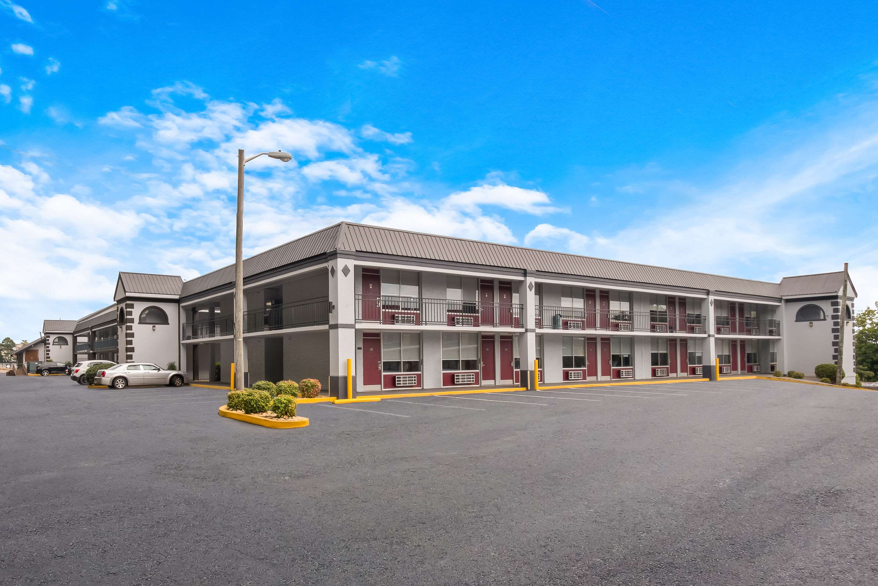Hotel exterior | Rodeway Inn Cleveland TN I-75