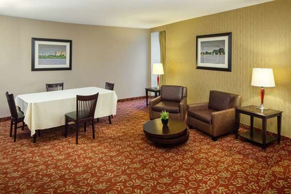  - DoubleTree by Hilton Hotel Cherry Hill