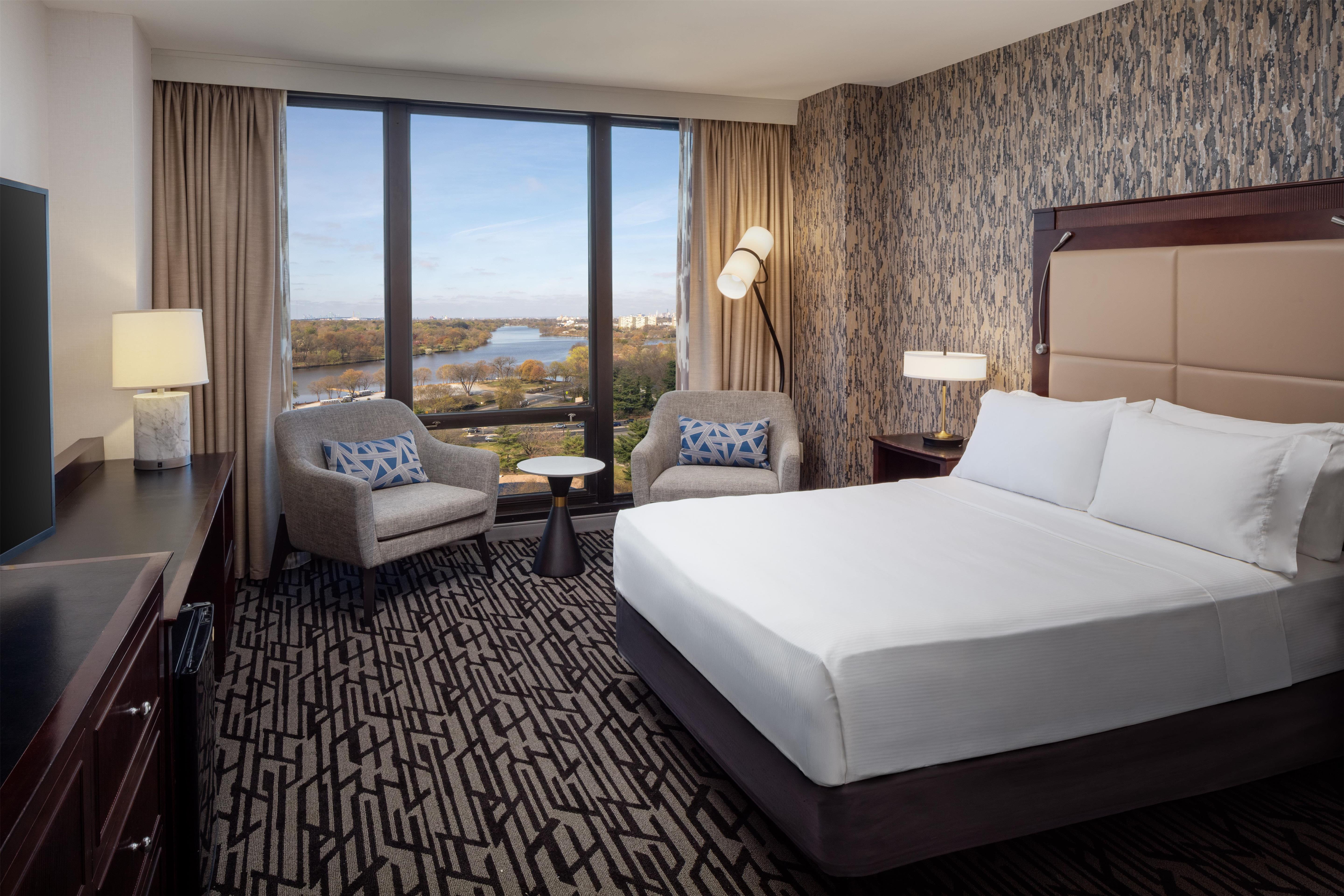 DoubleTree by Hilton Cherry Hill Philadelphia Room Type - 1QUEEN HEARING ACCESSIBLE