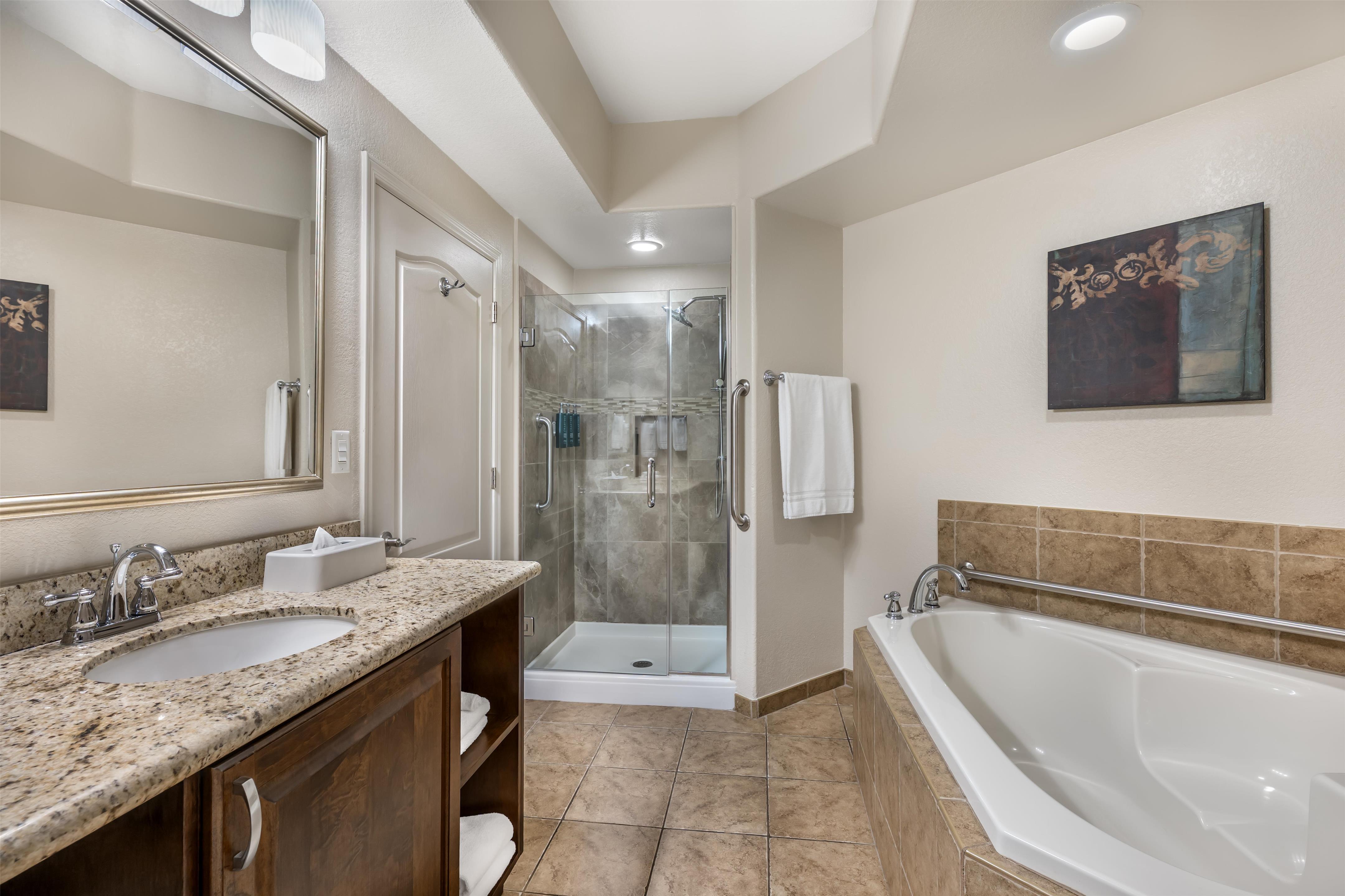 Guest room bath