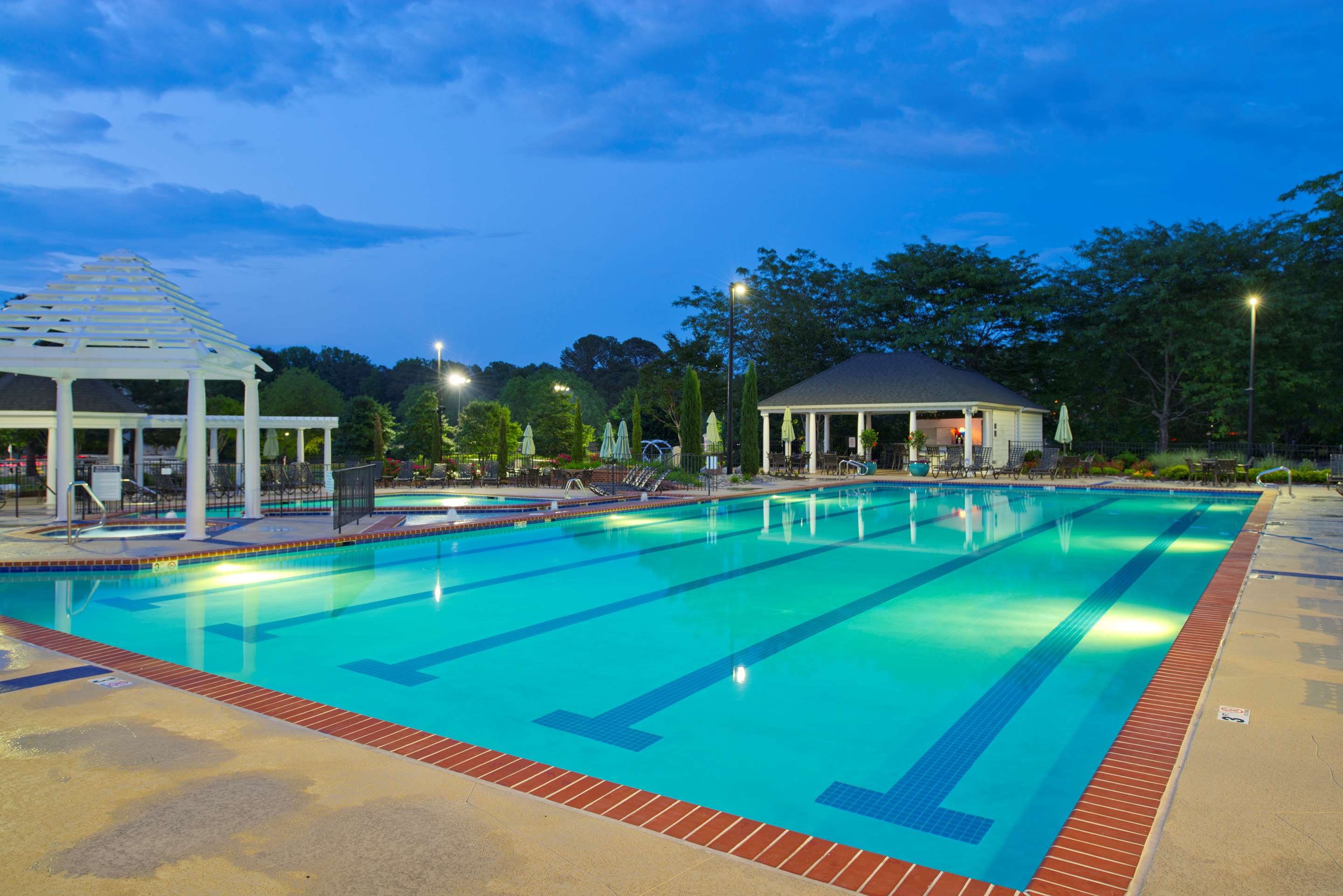 Pool | Hilton Vacation Club The Historic Powhatan Williamsburg