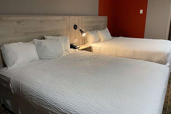  - Ramada Hotel Medicine Hat