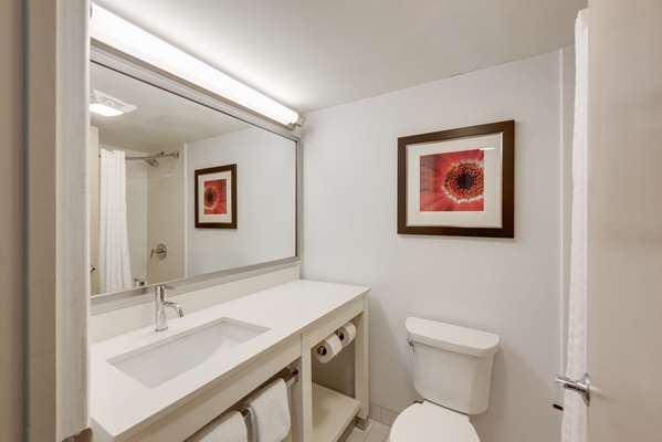  - Crossroads Hotel Newburgh - I-84, Exit 34