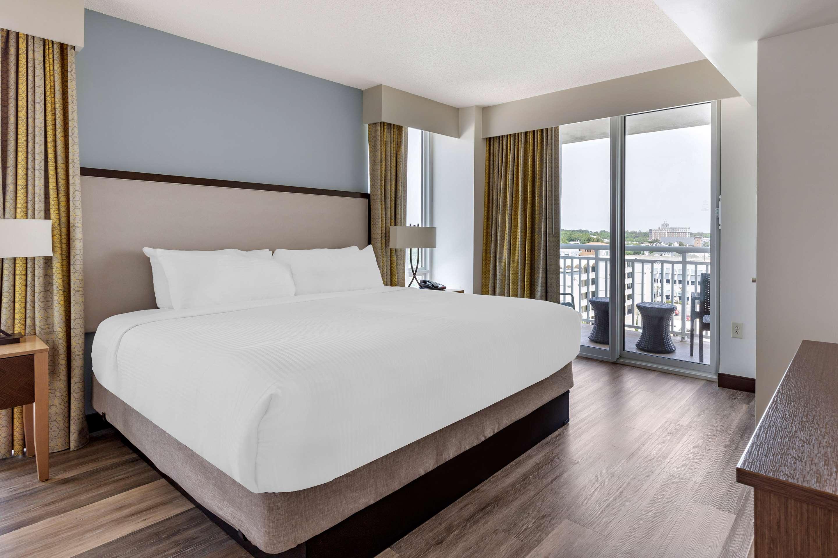 Guest room