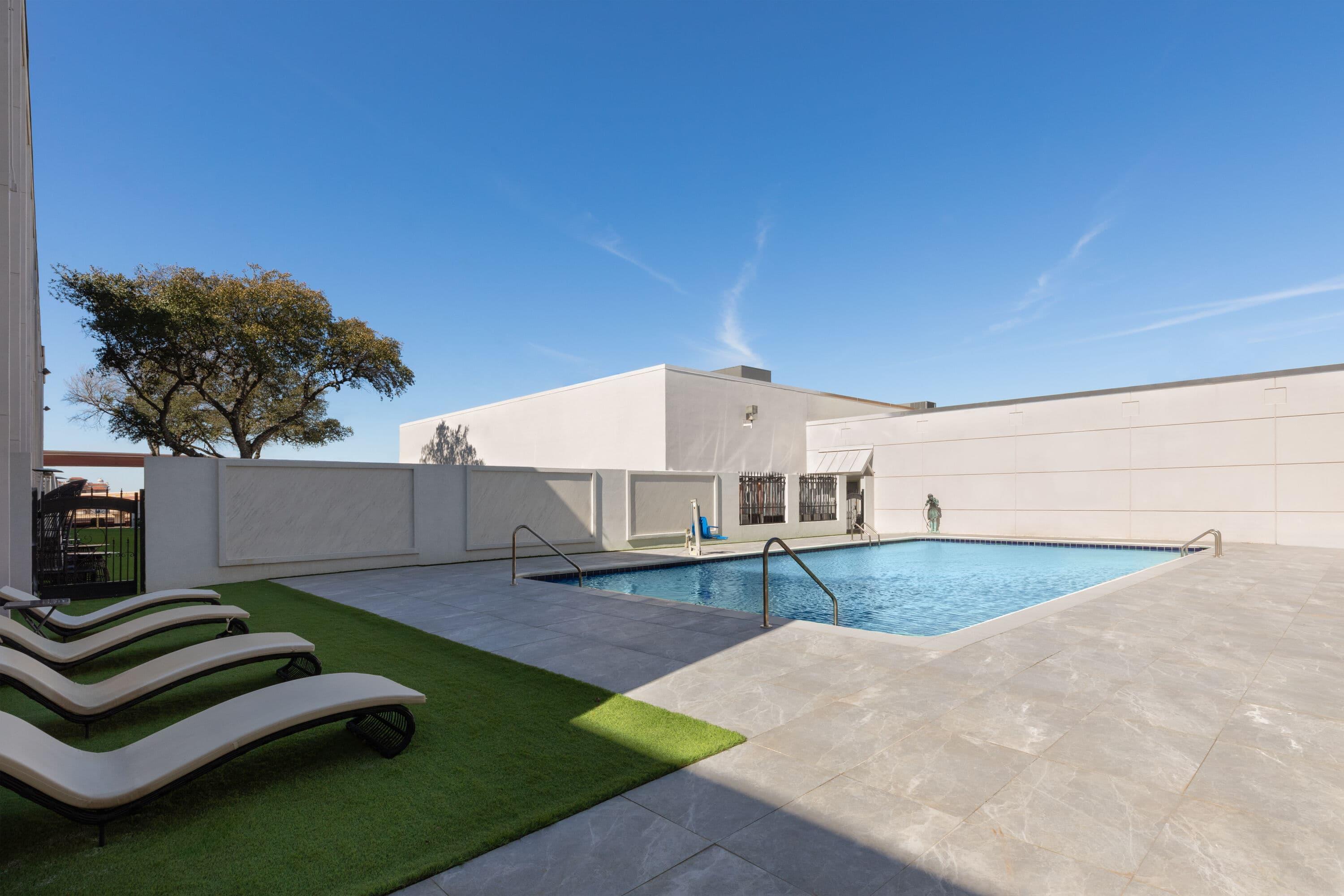 Pool - indoor | Wyndham DFW Airport