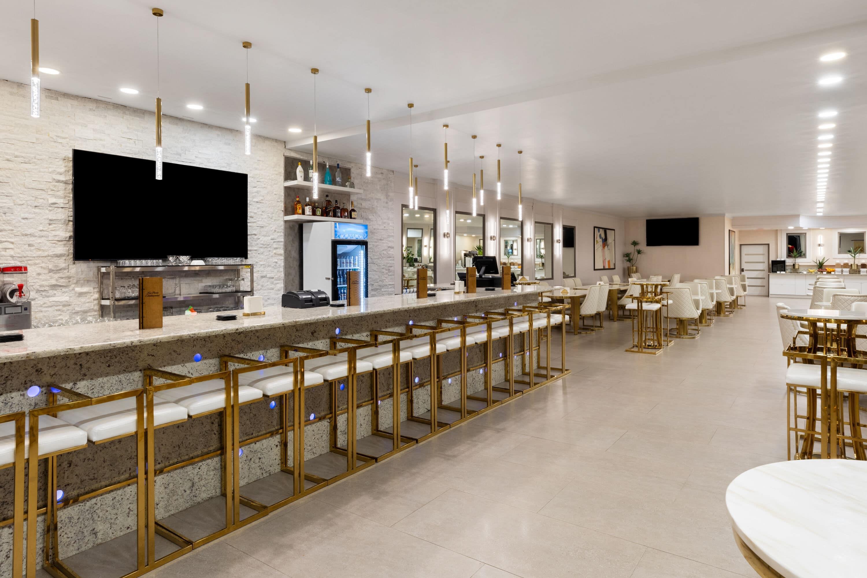 BarLounge | Wyndham DFW Airport