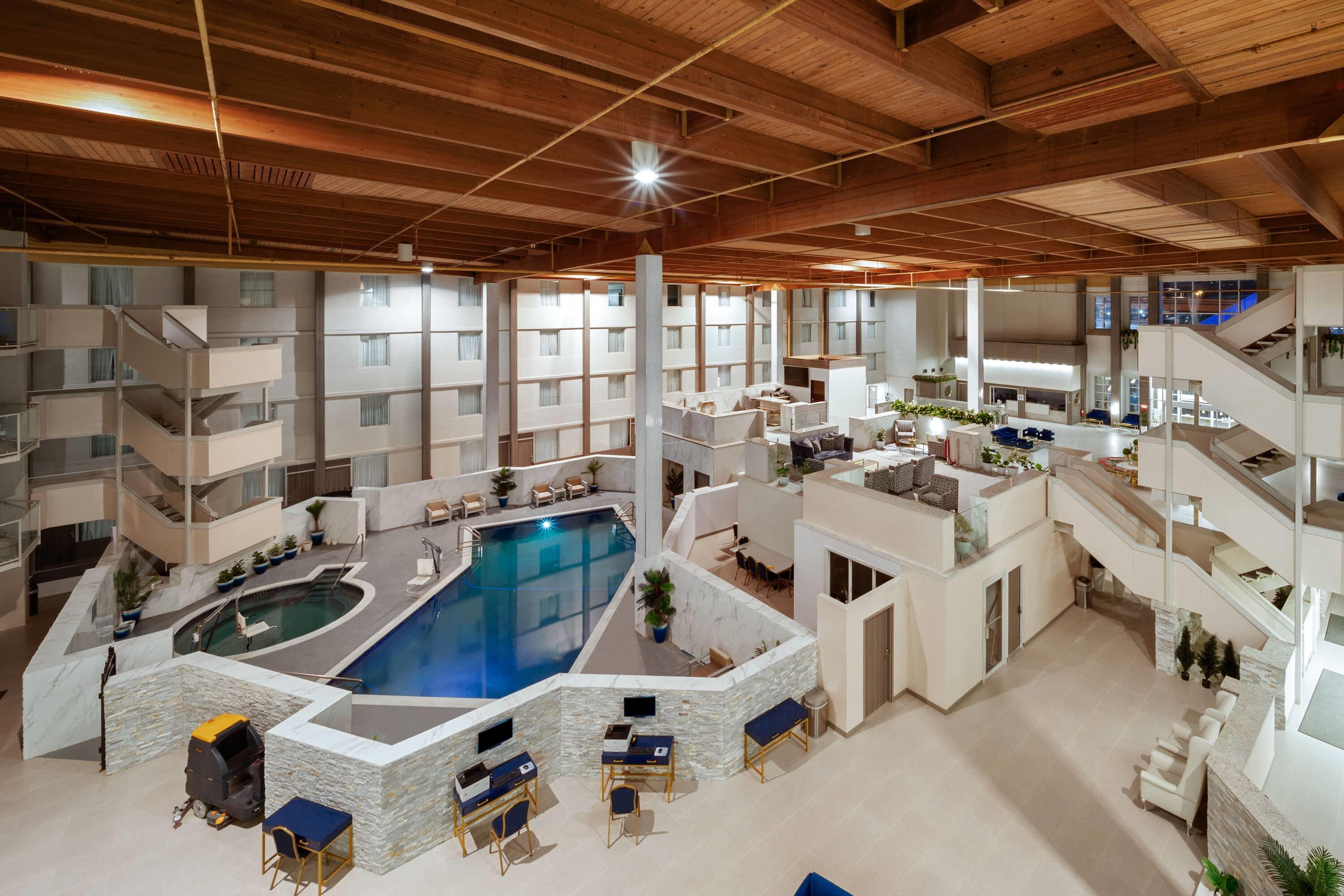 Lobby | Wyndham DFW Airport