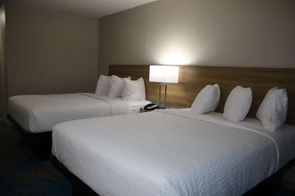  - Days Inn South Waco - I-35, Exit 333A