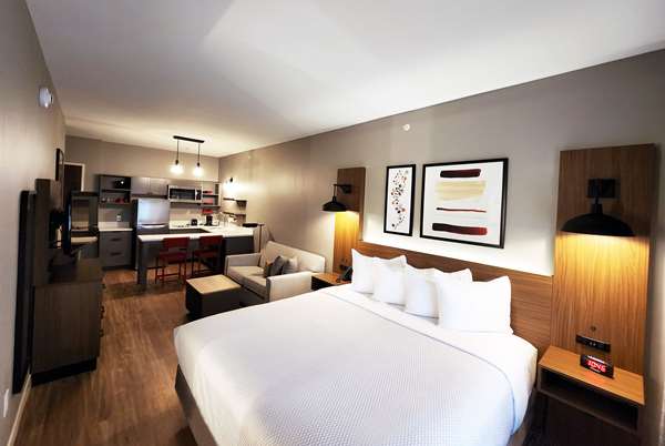  - Hawthorn Suites by Wyndham Pflugerville