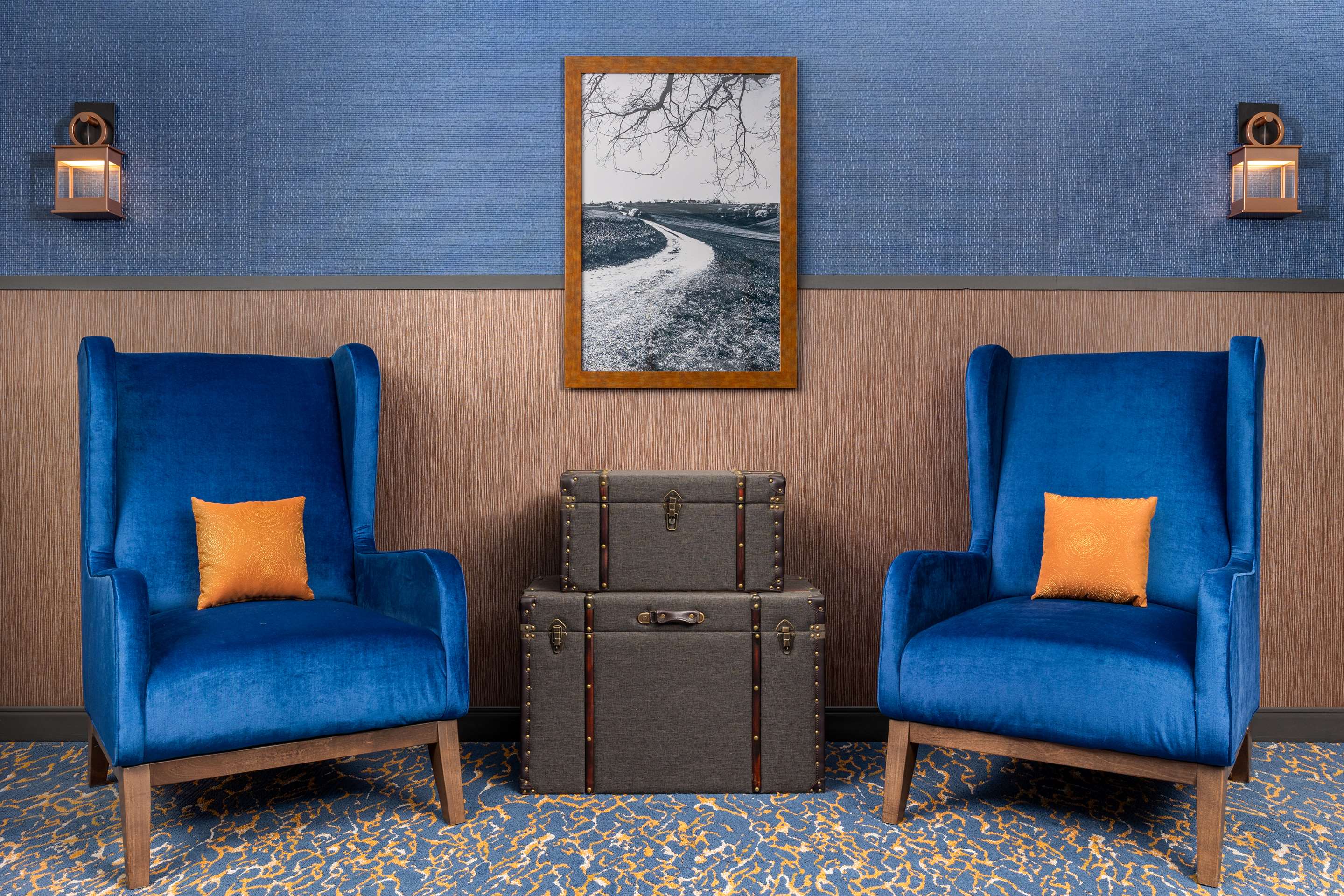 Lobby | Hotel Westport Kansas City, Tapestry Collection by Hilton