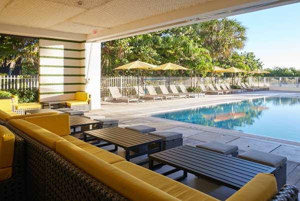 Pool - MB Hotel Beachfront Miami Beach