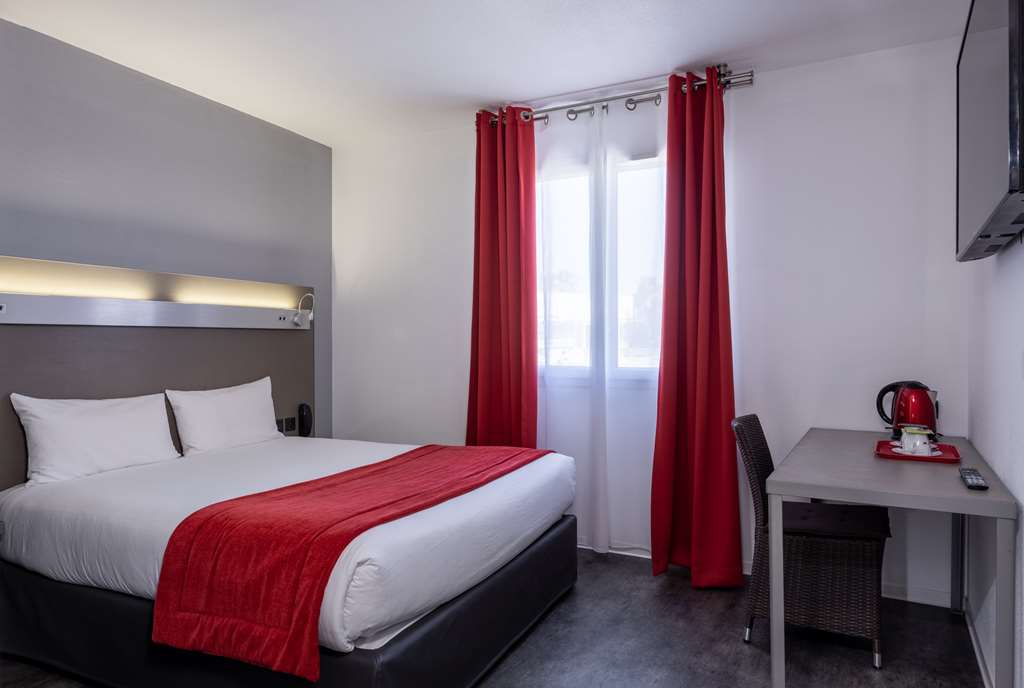 THE ORIGINALS CITY, HOTEL LES DOMES-guestroom-Guest Room,On-Site.jpg