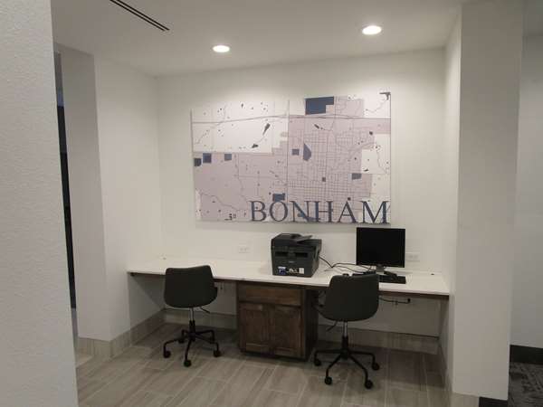 Conference Area - Best Western Plus Bonham Hotel