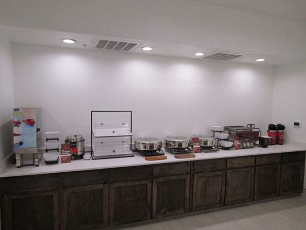 Amenities - Best Western Plus Bonham Hotel