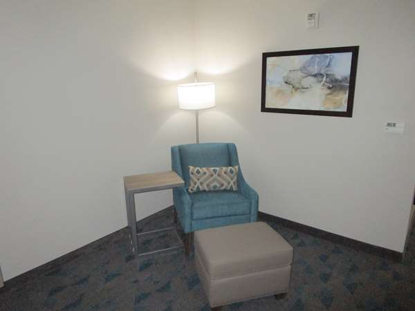  - Best Western Plus Bonham Hotel