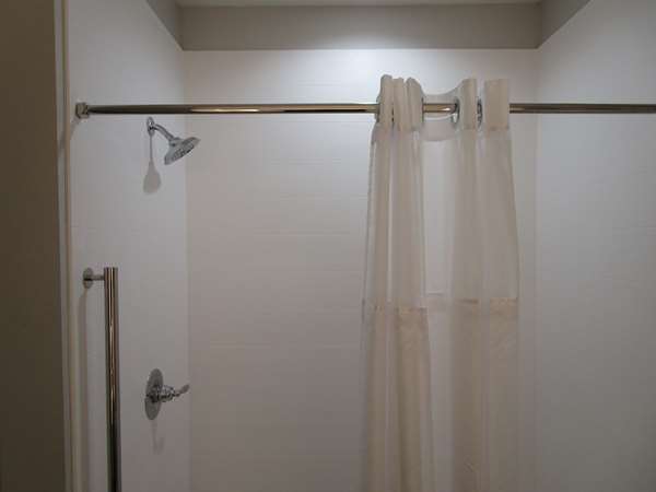  - Best Western Plus Bonham Hotel