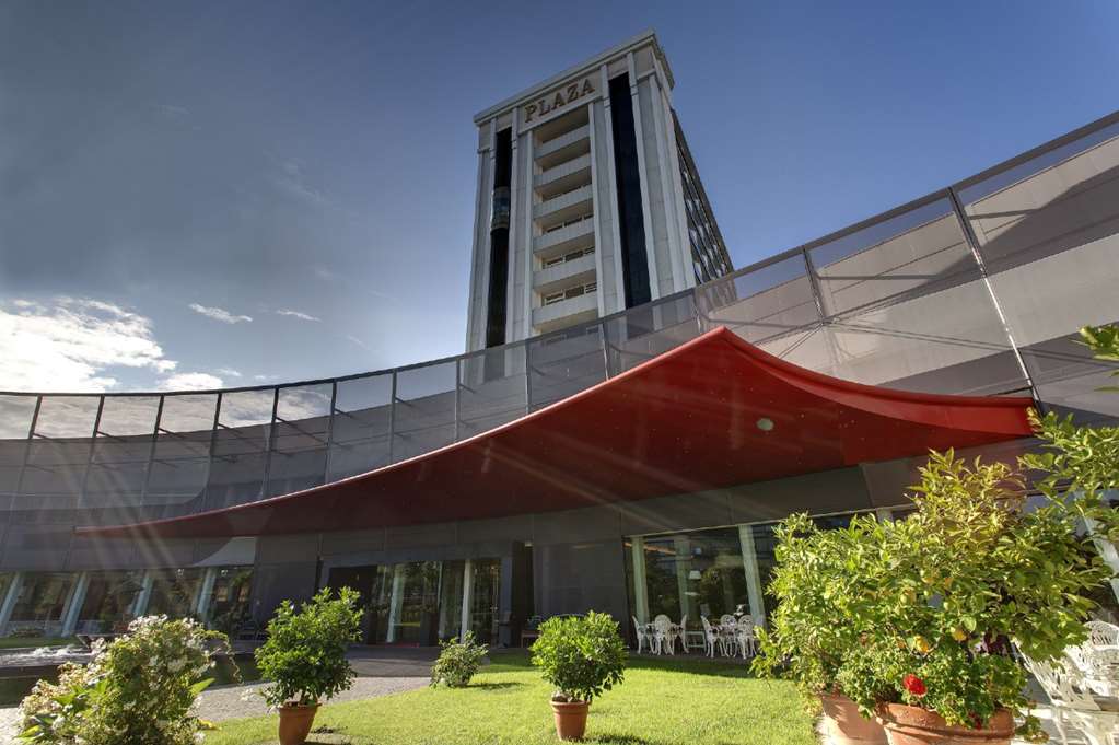 Panoramic Plaza Hotel