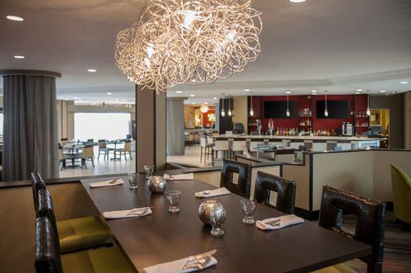 Restaurant - Inn at Fox Chase Bensalem