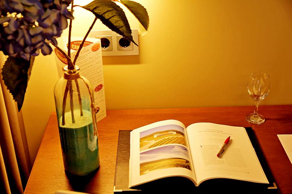 AGUA DE MAR HOTEL BOUTIQUE-guestroom-Guest Room,Guest Room Amenity,On-Site.jpg