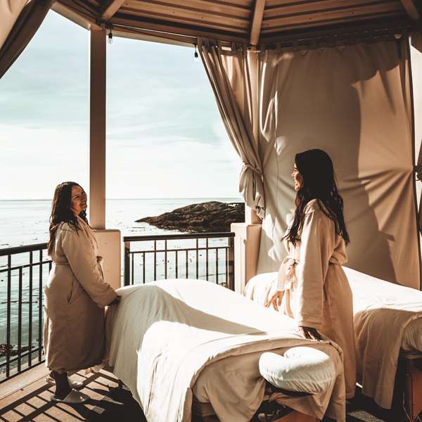  - Oak Bay Beach Hotel Victoria