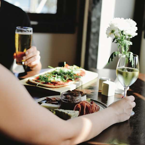  - Oak Bay Beach Hotel Victoria