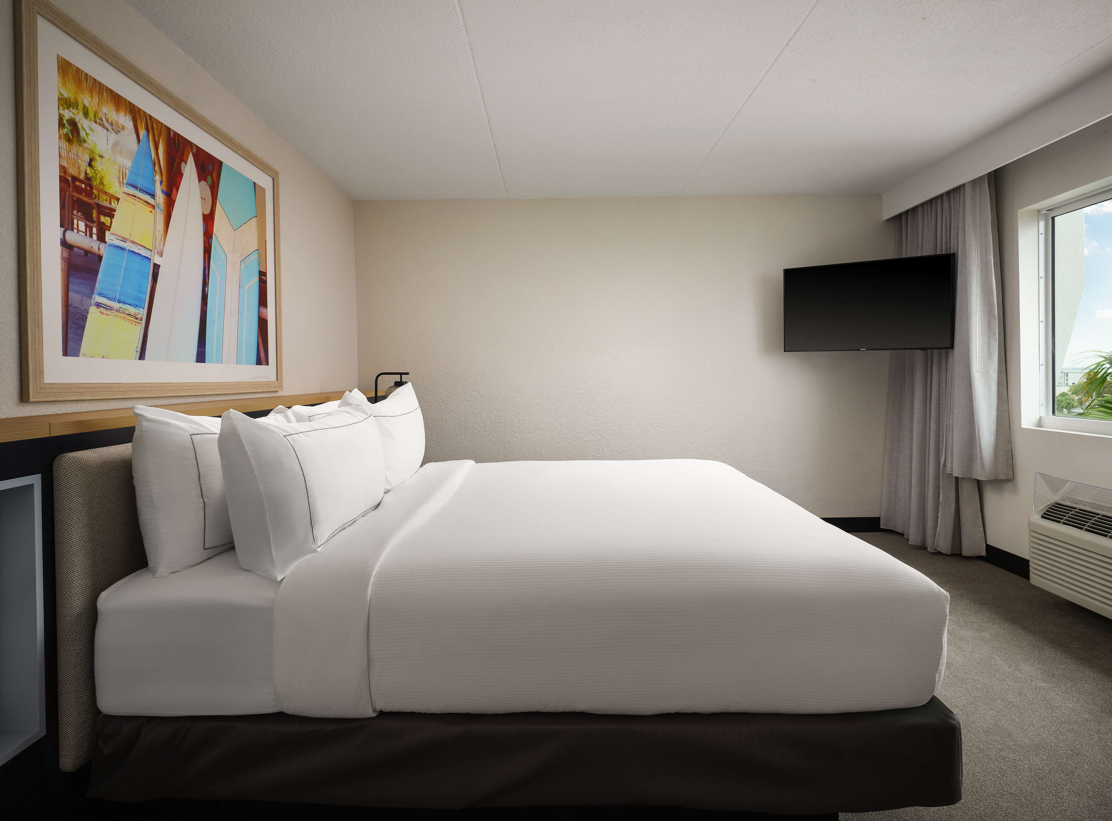 DoubleTree by Hilton Cocoa Beach - Oceanfront Room Type - 1 KG HGHFLR PRT OCN VW BLC