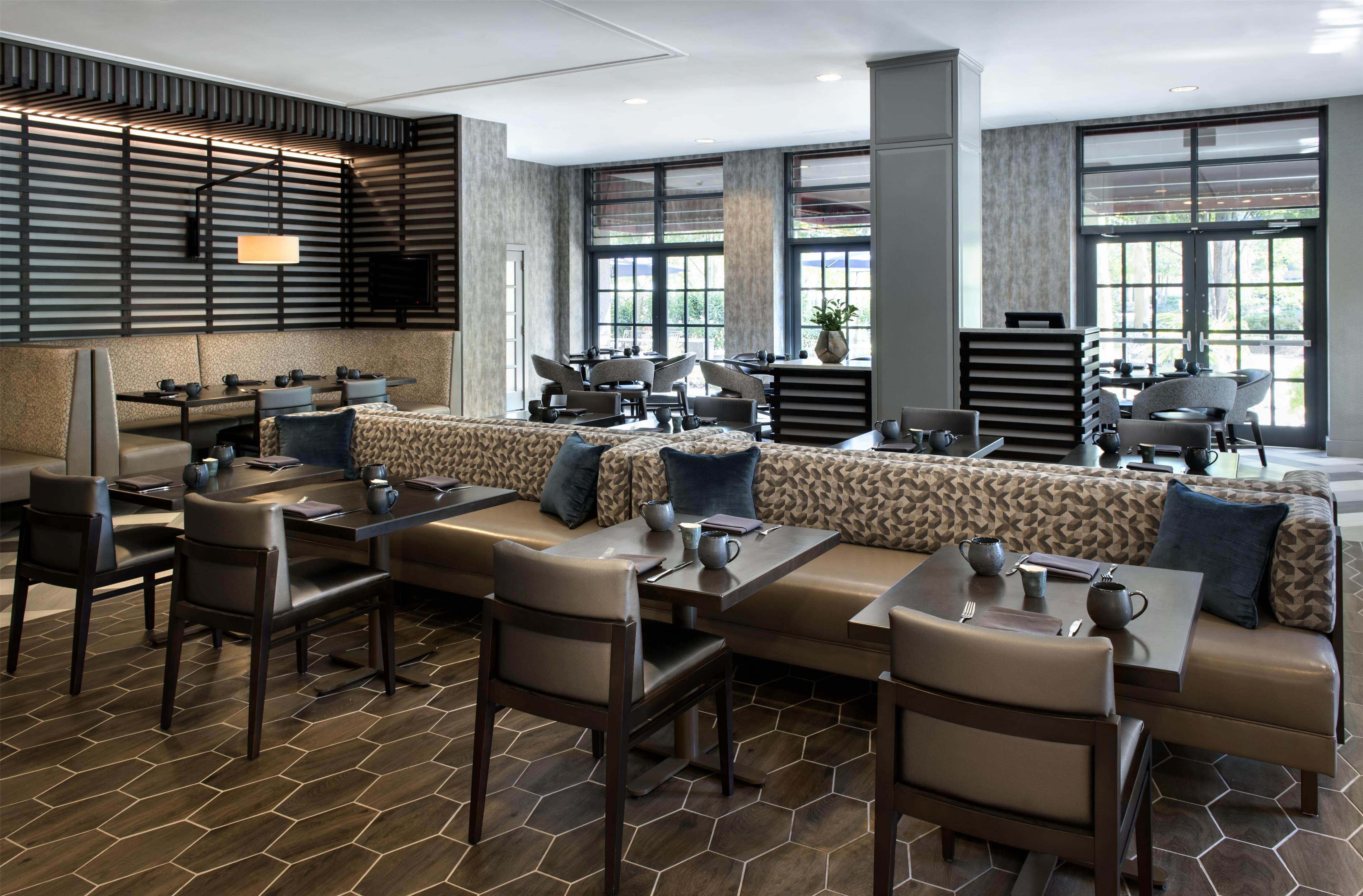 Restaurant | Embassy Suites by Hilton Bethesda Washington DC