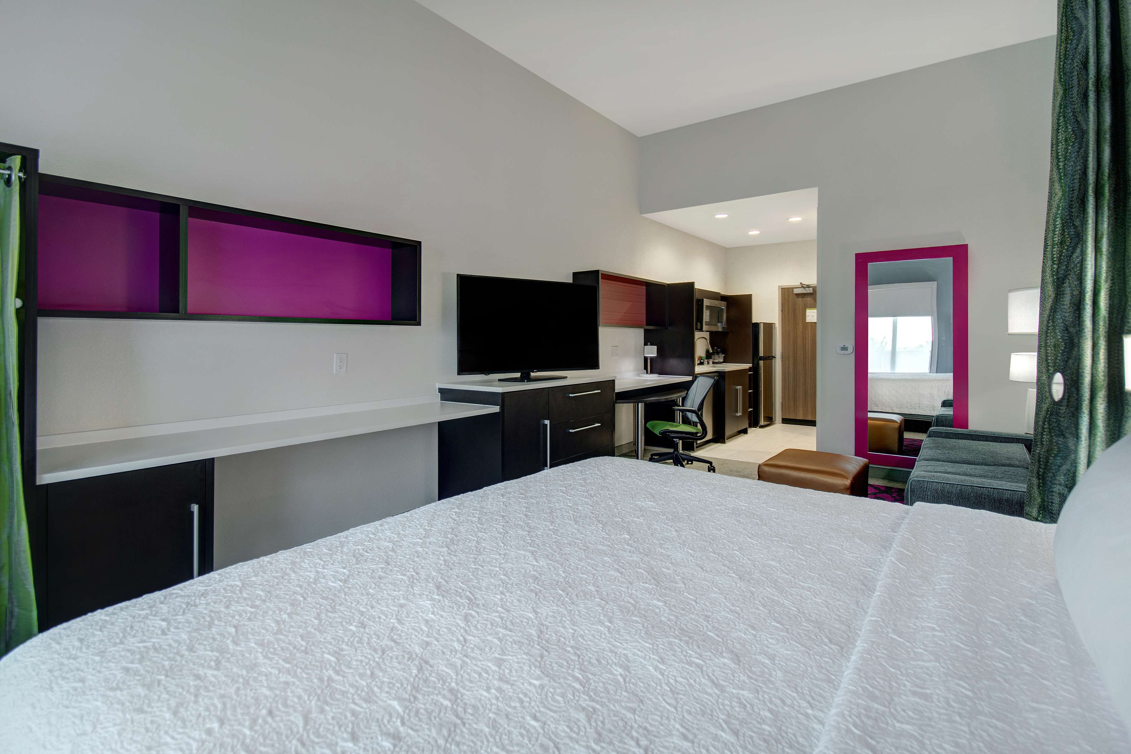 Home2 Suites by Hilton Burleson Room Type - 1 KNG BED STUDIO SUITE