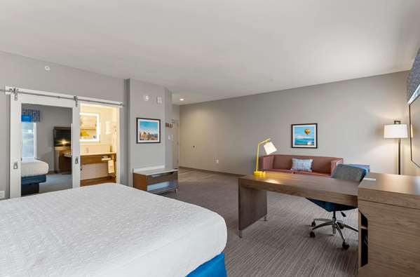  - Hampton Inn Northeast Colorado Springs