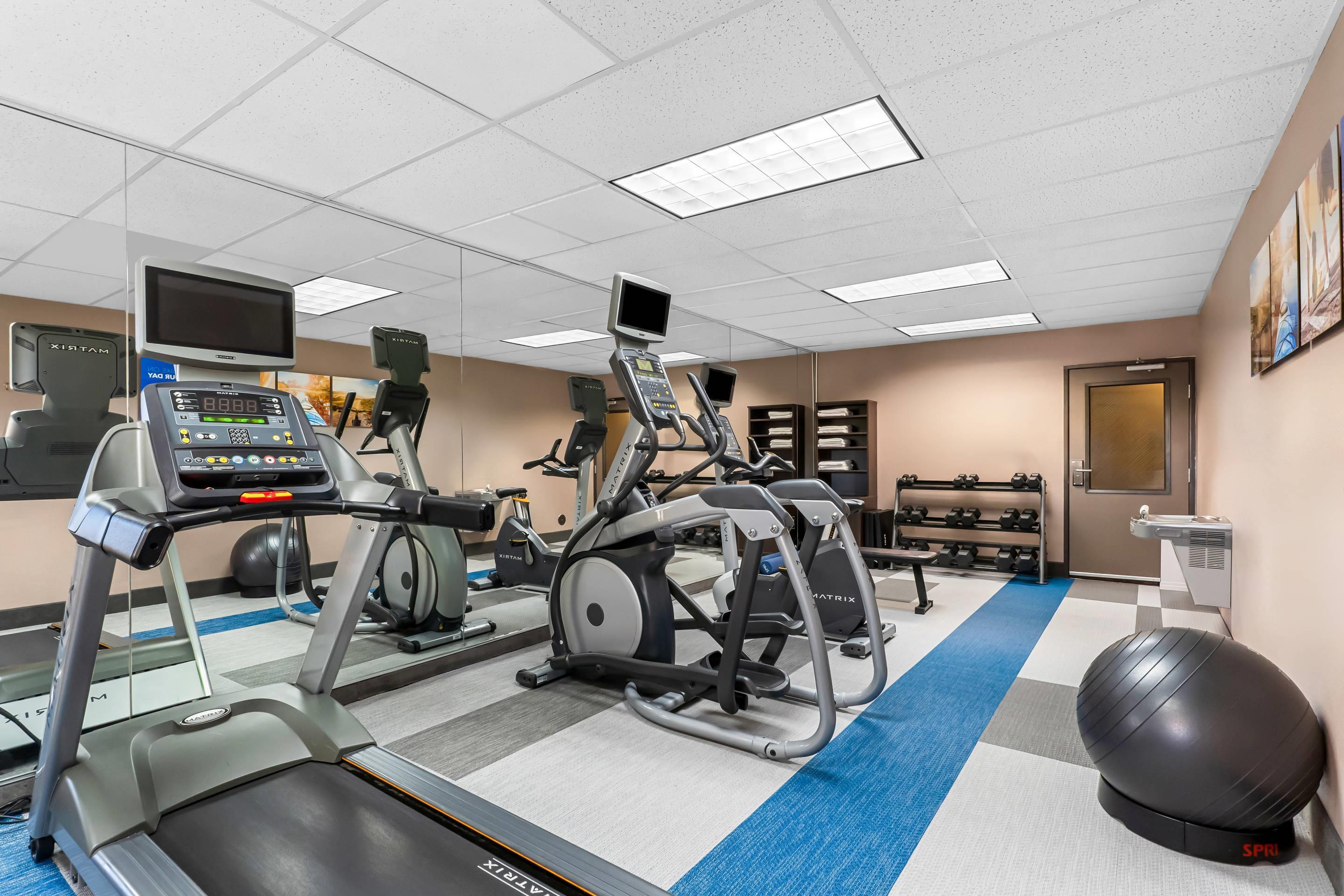 Fitness center | Comfort Inn & Suites Boulder